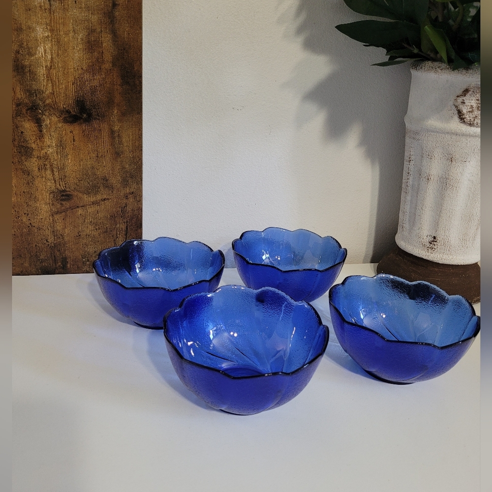 Vintage Arcoroc Cobalt Blue Dessert Bowls, Set Of 4
